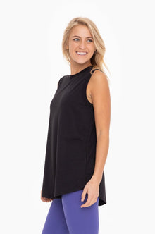  Jexi, Sarah Black Tank T-Shirt